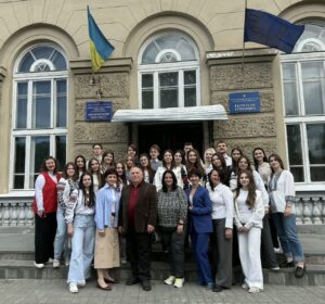 випускники бакалаврату освітньої програми «Економічна аналітика та бізнес-статистика» 2026